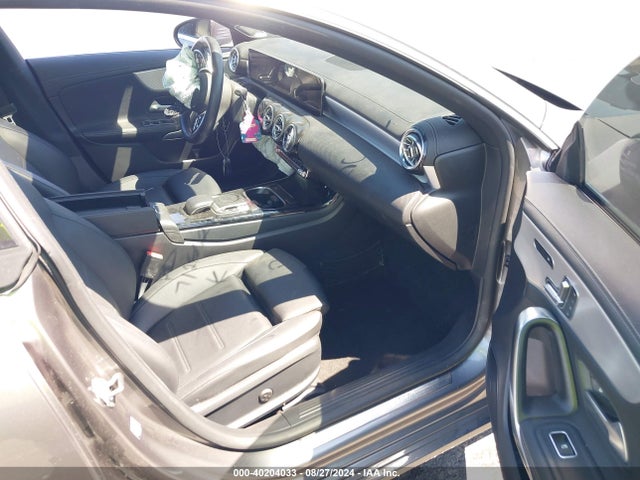 W1K5J4GB3LN090937 Mercedes-Benz CLA 250