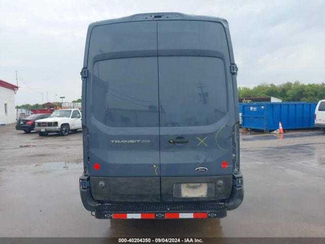 1FTBR3X82LKA55618 Ford Transit-250 Cargo Van