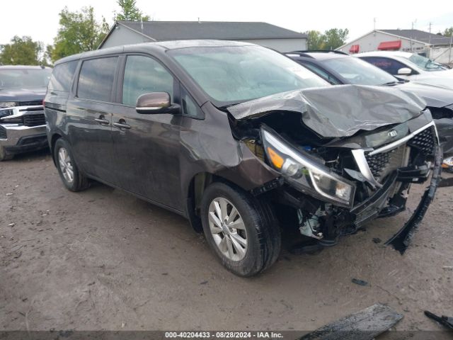 KNDMB5C11J6380929 auction archive image