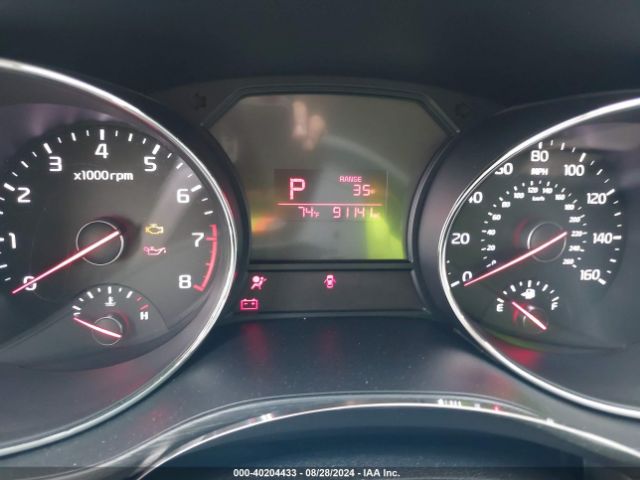 KNDMB5C11J6380929 KIA SEDONA LX