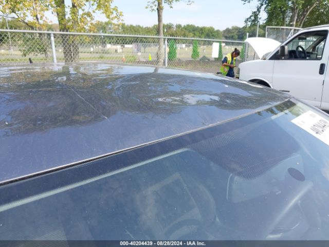 1VWAT7A31HC012517 Volkswagen Passat 1.8t S