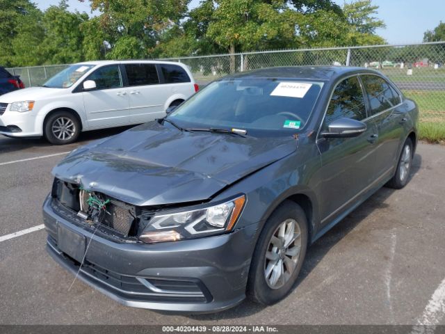 1VWAT7A31HC012517 Volkswagen Passat 1.8t S
