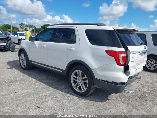 Ford EXPLORER XLT 2017 1FM5K7D81HGA73577 Image 3