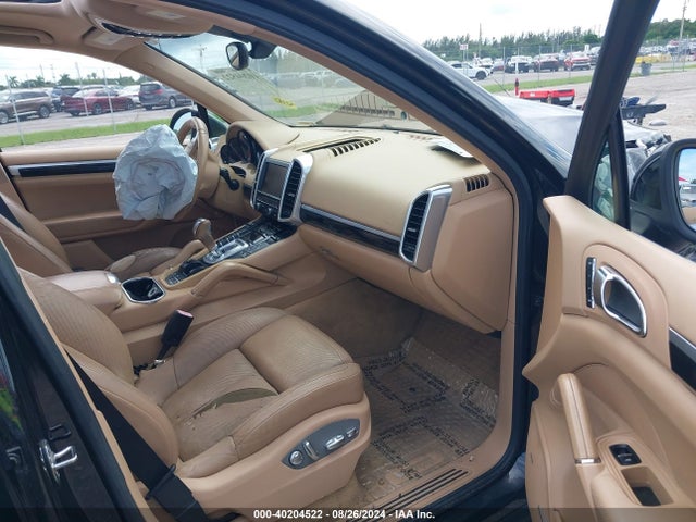 2011 PORSCHE CAYENNE WP1AA2A27BLA08626 Photo 4