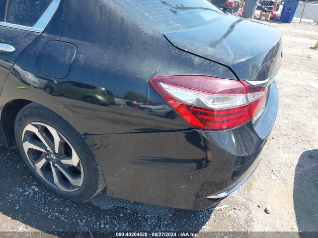 Honda ACCORD EX 2017 1HGCR2F73HA282578 Image 19