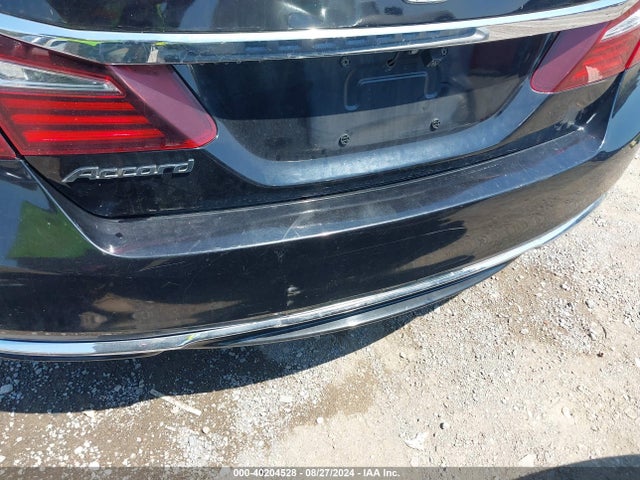 Honda ACCORD EX 2017 1HGCR2F73HA282578 Image 20
