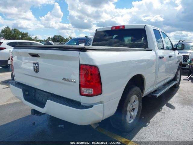 1C6RR7FT6JS217962 RAM 1500 Express Quad Cab 4x4 6'4 Box