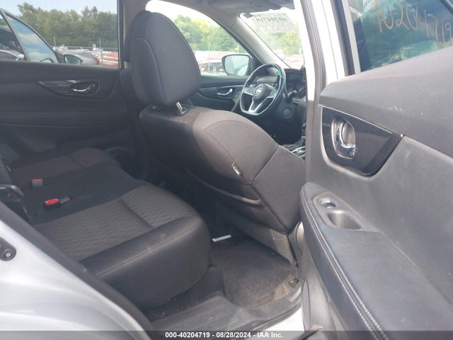 Nissan ROGUE SV 2017 5N1AT2MV2HC795751 Image 8