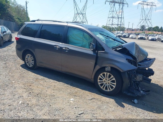 Toyota Sienna Xle Premium 8 Passenger 2015 5TDYK3DC1FS644969 zdjęcie główne