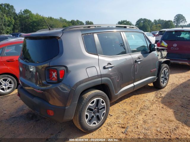 ZACCJBCT8GPD63677 Jeep Renegade Trailhawk