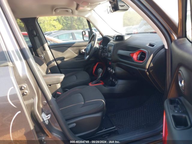 ZACCJBCT8GPD63677 Jeep Renegade Trailhawk