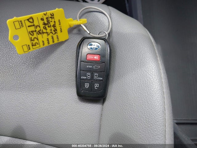 Toyota SIENNA XLE 2023 5TDYRKEC7PS152534 Image 11