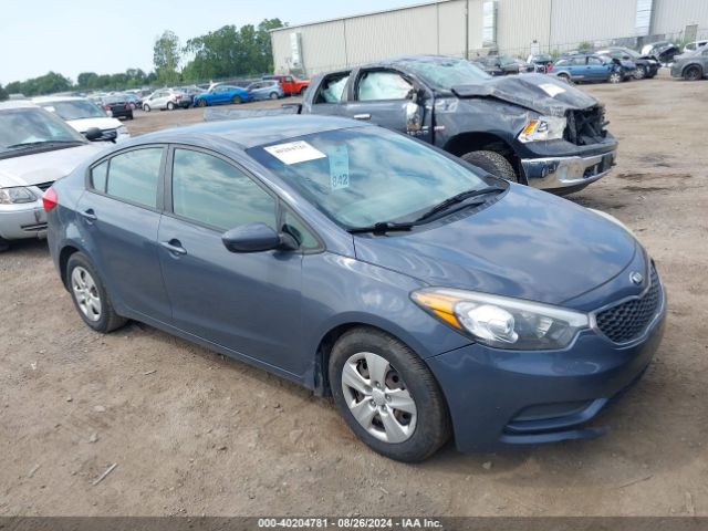 KNAFK4A66G5617203 KIA FORTE LX