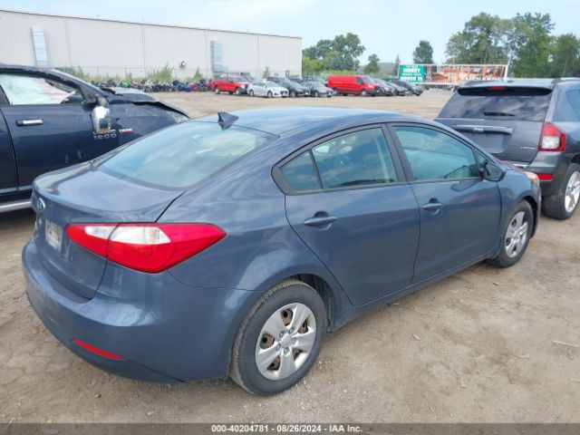 KNAFK4A66G5617203 KIA FORTE LX