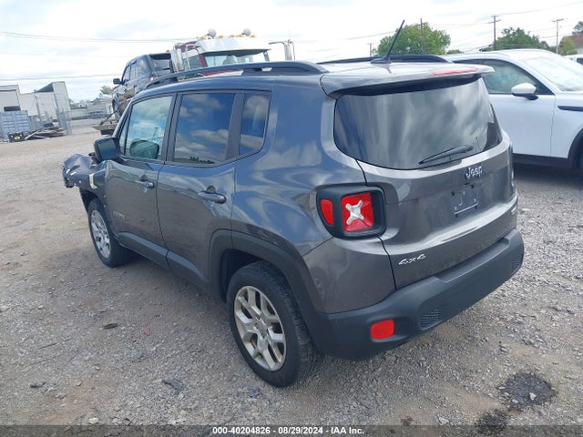 Jeep Renegade Latitude 4x4 2017 ZACCJBBBXHPG12751 Image 3
