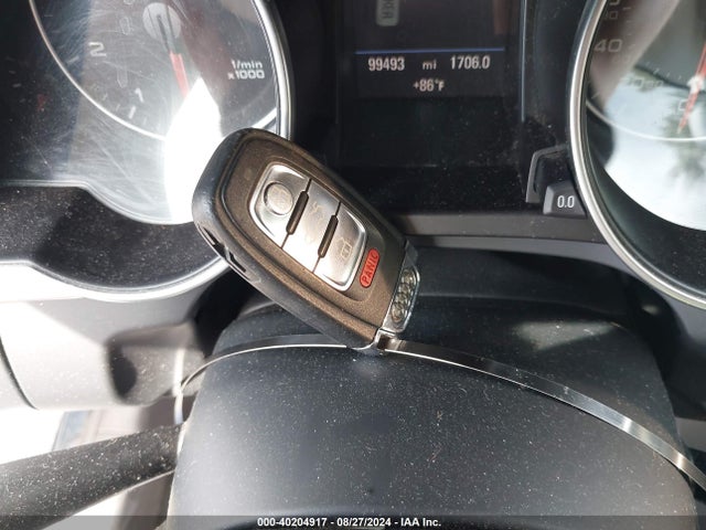 2010 Audi A5 2.0t Premium მანქანა იყიდება აუქციონზე, vin: WAULFAFRXAA004931, აუქციონის ნომერი: 40204917