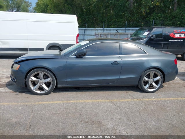 2010 Audi A5 2.0t Premium მანქანა იყიდება აუქციონზე, vin: WAULFAFRXAA004931, აუქციონის ნომერი: 40204917