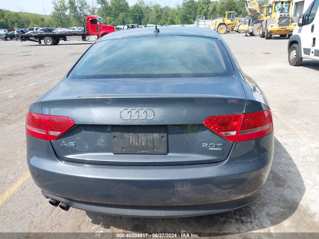 2010 Audi A5 2.0t Premium მანქანა იყიდება აუქციონზე, vin: WAULFAFRXAA004931, აუქციონის ნომერი: 40204917