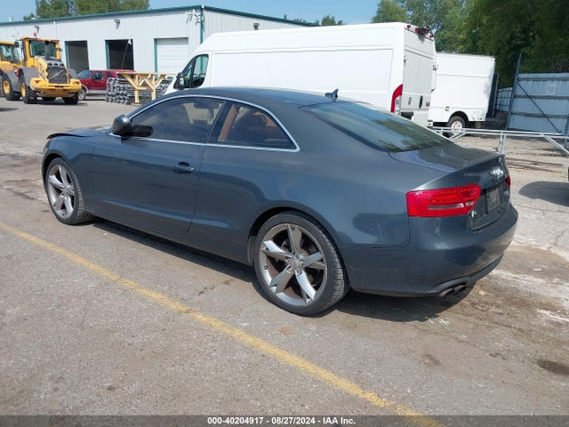 2010 Audi A5 2.0t Premium მანქანა იყიდება აუქციონზე, vin: WAULFAFRXAA004931, აუქციონის ნომერი: 40204917
