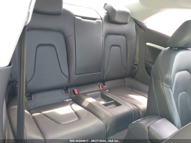 2010 Audi A5 2.0t Premium მანქანა იყიდება აუქციონზე, vin: WAULFAFRXAA004931, აუქციონის ნომერი: 40204917