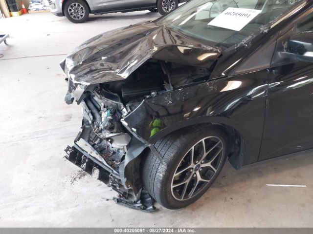 1FADP3M25JL242928 Ford FOCUS SEL