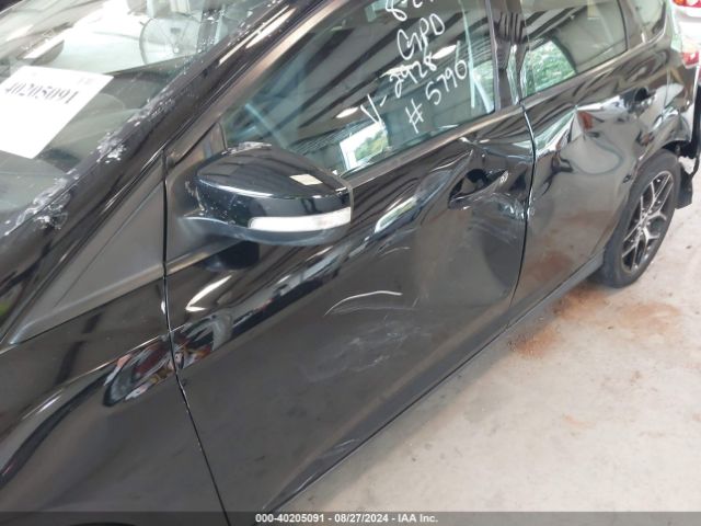 1FADP3M25JL242928 Ford FOCUS SEL
