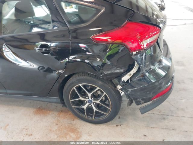 1FADP3M25JL242928 Ford FOCUS SEL