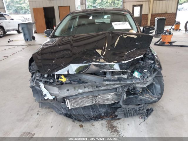 1FADP3M25JL242928 Ford FOCUS SEL