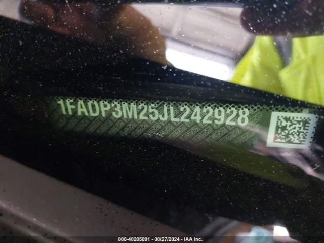 1FADP3M25JL242928 Ford FOCUS SEL