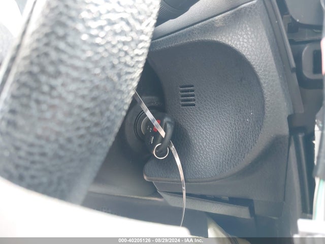 Toyota COROLLA LE 2017 2T1BURHE1HC758397 Image 11