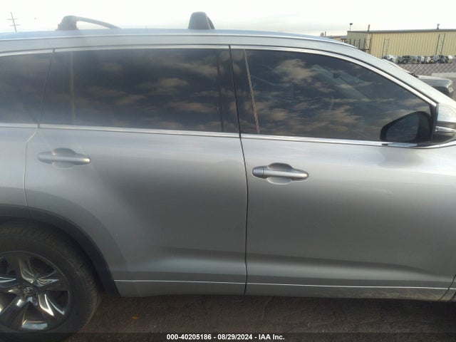 Toyota Highlander Limited Platinum 2017 5TDYZRFH3HS212927 Image 13