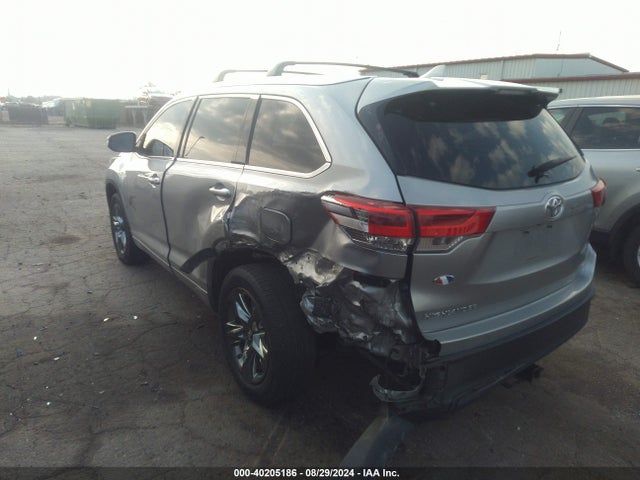 Toyota Highlander Limited Platinum 2017 5TDYZRFH3HS212927 Image 3