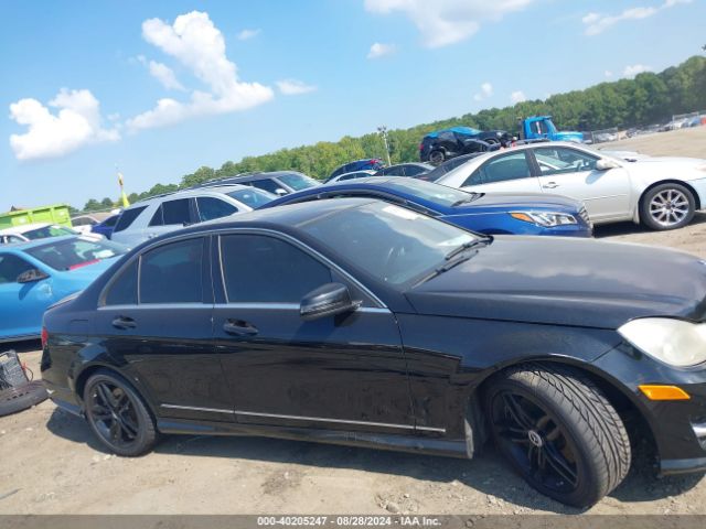 WDDGF8ABXEG224702 Mercedes-Benz C 300 Luxury 4matic/sport 4matic
