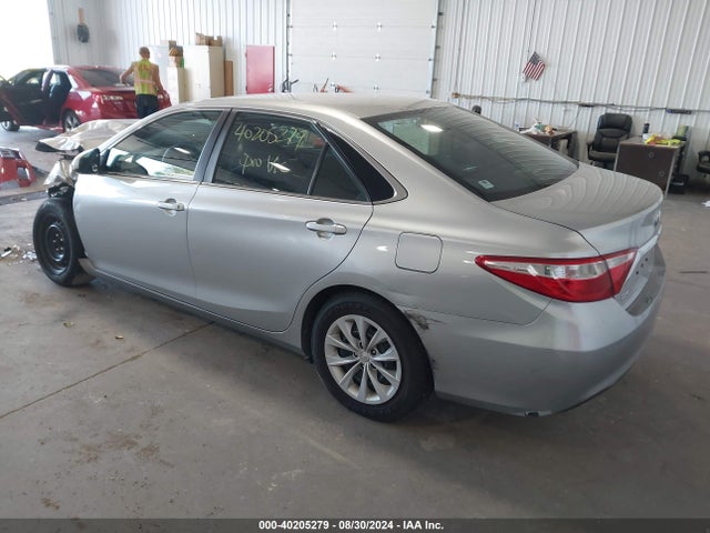 Toyota CAMRY LE 2015 4T4BF1FK5FR503189 Image 3