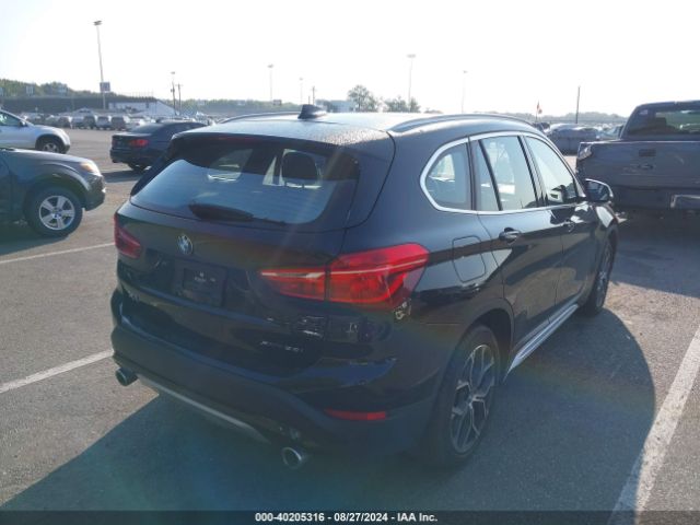 2021 BMW X1 WBXJG9C03M5S13715 Photo 3
