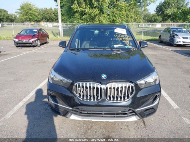 2021 BMW X1 WBXJG9C03M5S13715 Photo 5
