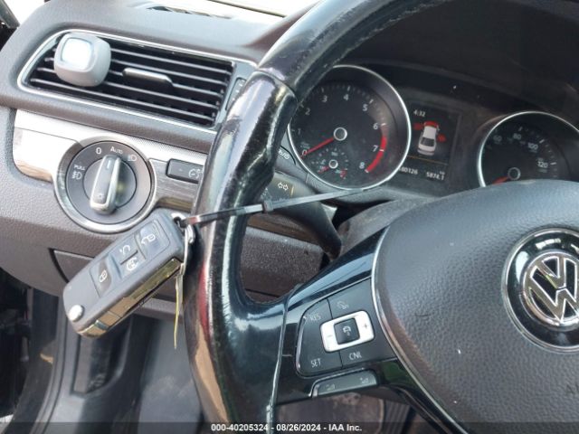 1VWGT7A32HC057315 Volkswagen Passat 1.8t Se