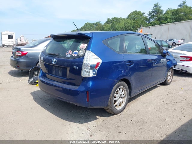 Toyota Prius V Two 2014 JTDZN3EU3E3321185 Image 4