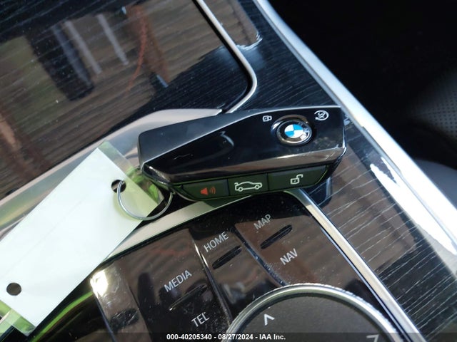 5UX23EM00R9T02273 BMW X7 Xdrive40i
