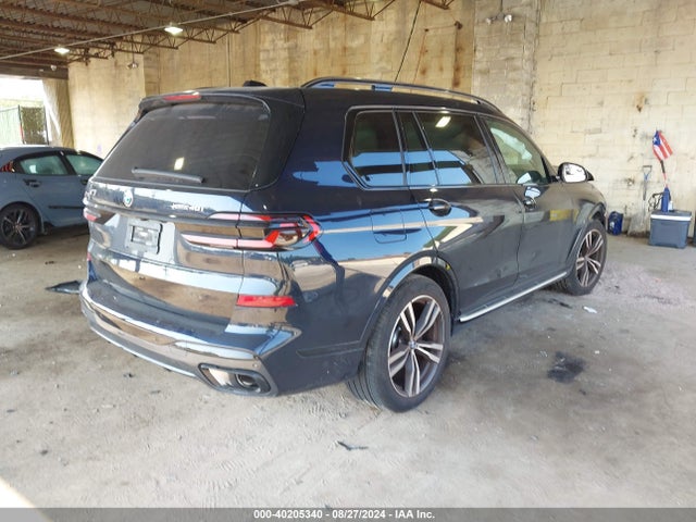 5UX23EM00R9T02273 BMW X7 Xdrive40i