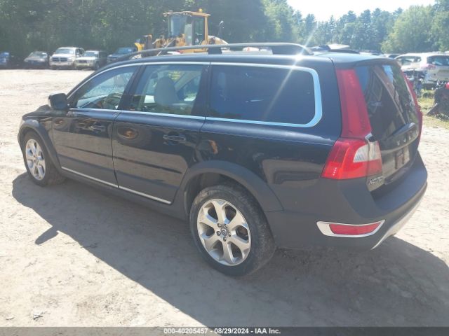 2011 VOLVO XC70 YV4902BZXB1096440 Photo 2