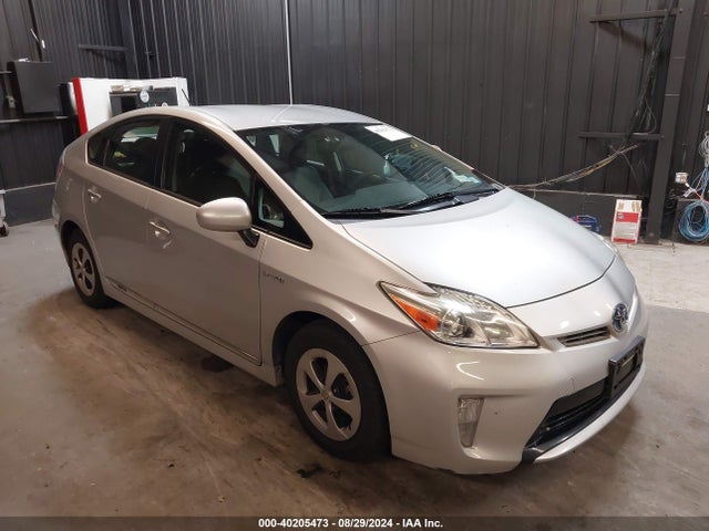 Toyota Prius Two 2015 JTDKN3DU2F0432199 main image