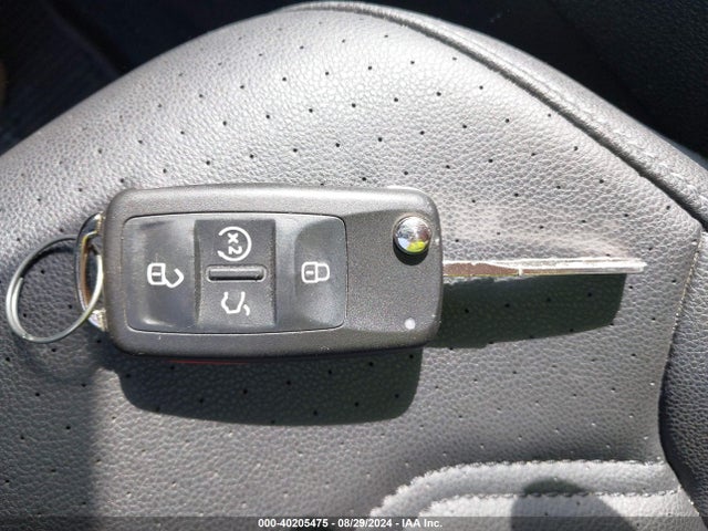 1VWSA7A34LC014670 Volkswagen Passat 2.0t Se