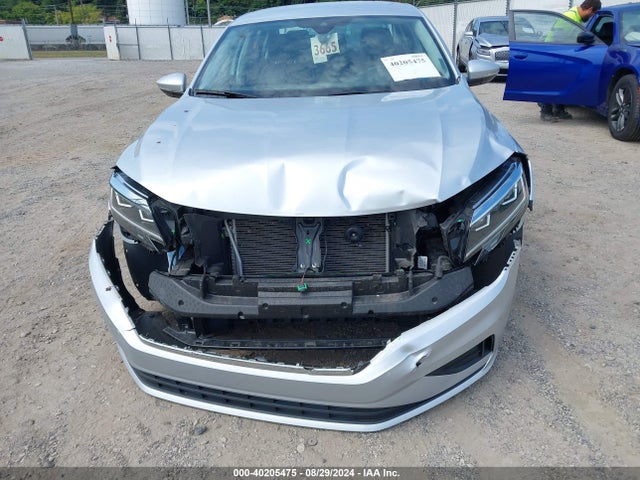 1VWSA7A34LC014670 Volkswagen Passat 2.0t Se
