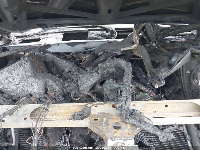 Chevrolet Suburban Premier 2019 1GNSKJKC8KR181208 Image 10