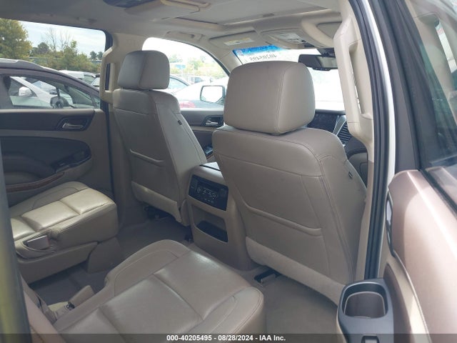 Chevrolet Suburban Premier 2019 1GNSKJKC8KR181208 Image 8