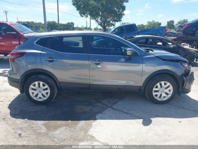 JN1BJ1CV9LW546898 Nissan Rogue Sport S Fwd Xtronic Cvt