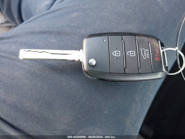 KNDJN2A20J7586726 KIA Soul