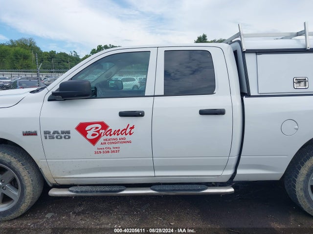 RAM 1500 Express Quad Cab 4x4 6'4 Box 2017 1C6RR7FT1HS760582 Image 14