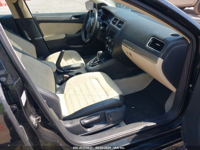 3VWL07AJ7EM211744 Volkswagen Jetta 1.8t Sel